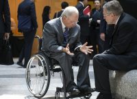 «Μέτωπο» Ρέγκλινγκ – Σόμπλε πιέζει την Αθήνα για το ΔΝΤ